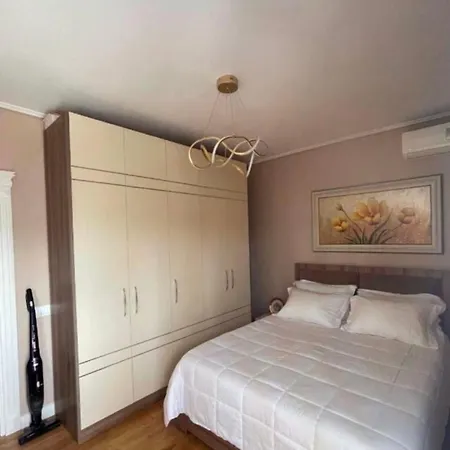 Appartamento Luxury Neoclassical Elegance Tirana